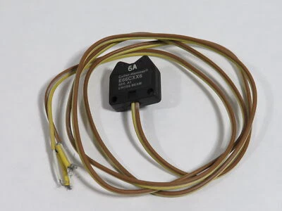 Eaton Cutler-Hammer E66CXX6 Cross Beam Photoelectric Sensor 8mm Distance USED - Image 1 of 3