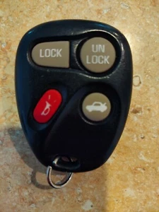 GM OEM Electronics Keyless Entry Remote Key Fob 4 Button - Picture 1 of 2