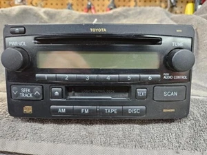 04 05 06 07 Toyota Highlander OEM Radio CD Cassette Player Am Fm 86120-52241 - Bild 1 von 3