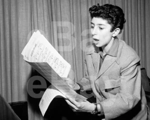 Laurie London 10x8 Foto - Bild 1 von 1