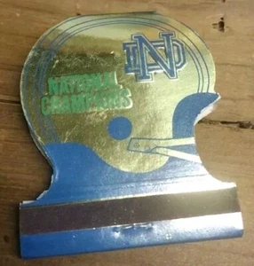 ND Notre Dame Vintage 1977 Calcio Combattimento Casco Irlandese Matchbook Non Stampato - Foto 1 di 4