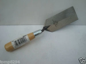 MARSHALLTOWN M52 5" X 2" MARGIN TROWEL WOODEN HANDLE - Picture 1 of 1