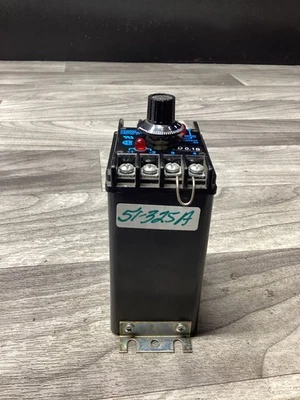 CONTROLES DE REGENTE TEMPORIZADOR TM2222-24 #131N20*SI Foto 1 de 3