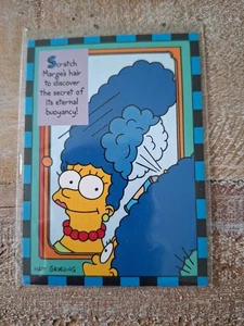 1994 Skybox The Simpsons Smell-o-rama Marge's Guide To Glamour - Picture 1 of 2