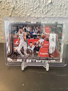 2025-26 Topps NBA Victor Wembanyama Season Tip Off Parallel #300 - Bild 1 von 2