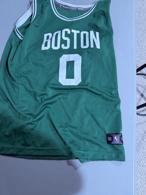 青少年XL波士顿凯尔特人队杰森塔图姆球衣绿色2021二手 — 第 1/3 张图片