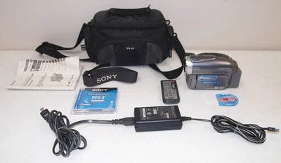 ¡¡SIN PROBAR!! PAQUETE de cámara mini videocámara dvd sony Handycam #DCR-DVD403 de colección Foto 1 de 4