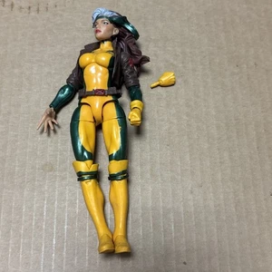 Marvel Legends Actionfigur Rogue komplett gebraucht - Bild 1 von 7