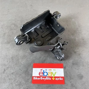♻️ 2022 APRILIA TUONO 125 - 21-23 - ABS PUMPE MONTAGEHALTERUNG UNTERSTÜTZUNG ♻️ - Bild 1 von 8