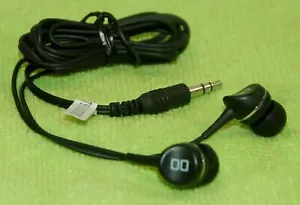 Official NEW Nintendo DSi XL Earbuds BLACK Headphones 3'ft 3.5mm 3DS 2DS DS-Lite - Picture 1 of 3