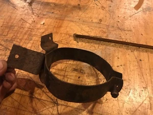 Jeep Grand Wagoneer 86-87-88-89-90-91 Vaccum Canister Bracket Amc 360 - Picture 1 of 2