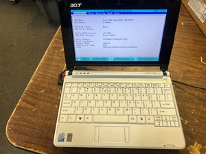 Acer Aspire One Series ZG5 Intel Atom N270 1,60 GHz 1 GB sin sistema operativo sin HD - Imagen 1 de 9