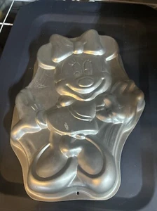 Wilton - Disney - Vintage Cake Pan Minnie Mouse (1998 Retired) - 2105-3602 - Picture 1 of 4