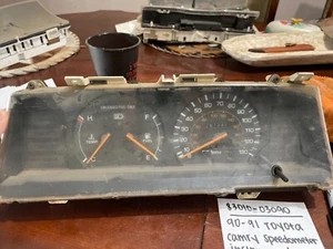 Cuadro de instrumentos velocímetro Toyota Camry 90-91 83010-03090 - Imagen 1 de 7