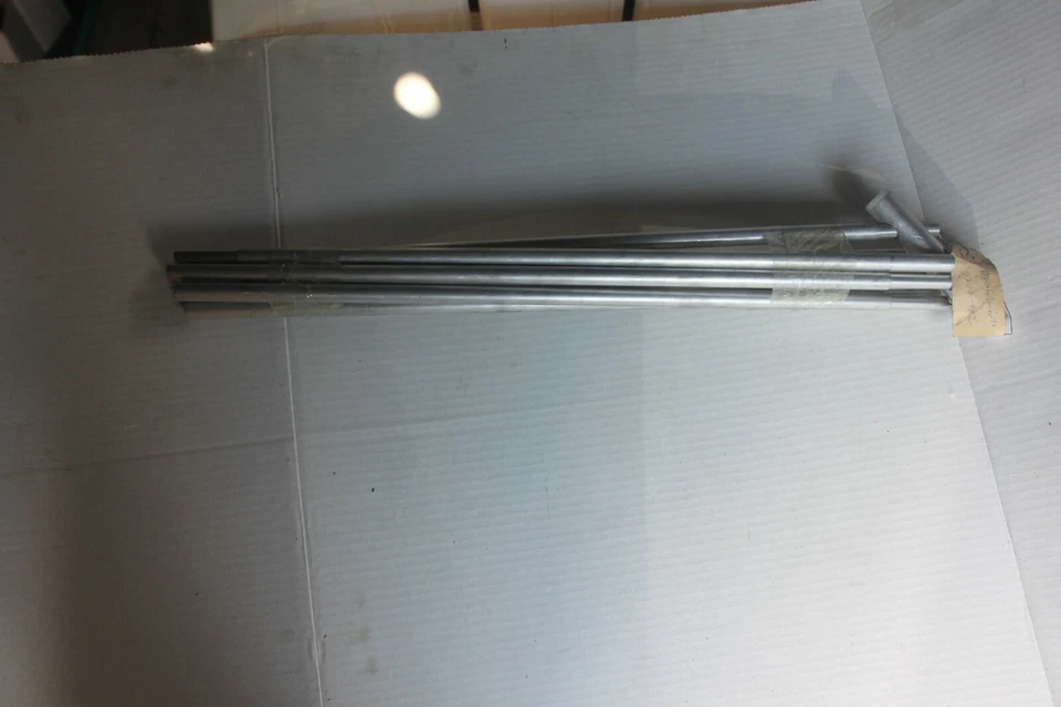 CARPA COLEMAN MOUNTAINEER IV 9272-902 JUEGO DE POSTES NOS (CH) Foto 1 de 2