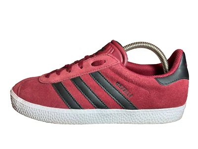 Adidas™ Gazelle Gamuza Colegial Borgoña/Núcleo Negro DB2864 JUVENIL 5.5Y ~ USADO EN EXCELENTE ESTADO Foto 1 de 4
