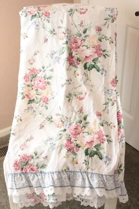 Sábana de cama plana completa Waverly de colección borde floral con volantes para ojales cabaña en mal estado - Imagen 1 de 2