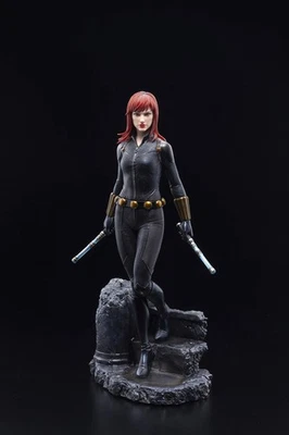 Kotobukiya MK307 Marvel Universe: Black Widow Statue, Multicolor Foto 1 de 4