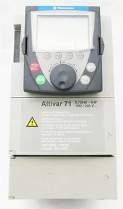 TELEMECANIQUE SCHNEIDER ELECTRIC ATV71H075M3 Altivar 71 0,75kW -unused- - Picture 1 of 4