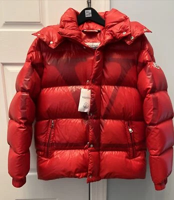 🔹Moncler X VALENTINO Chaqueta de Plumón Colaborable, Talla Us 36 Nueva con Etiquetas Ret - $2800 Foto 1 de 4