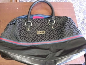 Tommy Hilfiger Black Logo Patterned Zippered Medium Handbag Shoulder Purse - Picture 1 of 9