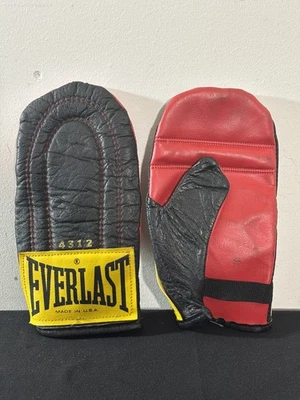 Vintage Clean Everlast Speed Bag Boxing Training Gloves #4312 - Image 1 of 4