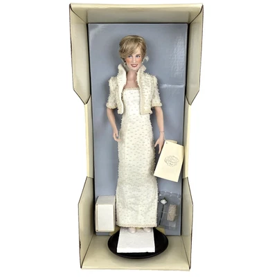 Muñeca de porcelana Diana Princesa de Gales Franklin Como Nueva y Accesorios Nuevo Estado Foto 1 de 4