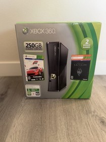 Open Box  Microsoft Xbox 360 Holiday Bundle 250GB Black Console No Games/headset