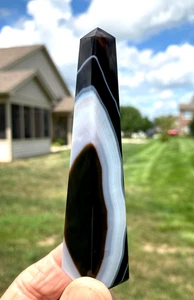POLISHED BLACK AGATE OBELISk - 4 1/4 IN. TALL - Picture 1 of 7