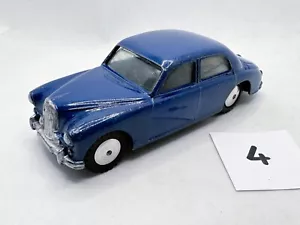 VINTAGE CORGI TOYS 205M RILEY PATHFINDER SALOON DIECAST MODEL CAR DARK BLUE VGC - Picture 1 of 5