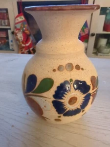 Vintage Collectible Signed Mex.C.P. Mexican Pottery Vase heart Decorative Floral - Picture 1 of 4