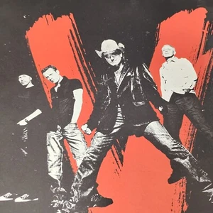 U2 2005 Vertigo Tour Official Program Book Top Zustand! - Bild 1 von 21