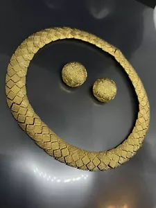 Vintage Signed Ciner Gold Tone Runway 16.5” Choker Necklace & Clip On Earrings - Picture 1 of 10