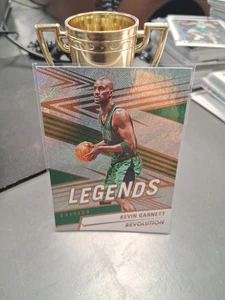 2024-25 Panini Revolution #156 Kevin Garnett Celtics Legends - Picture 1 of 2