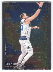 Luka Doncic - #19 - 2024-25 Panini Select - Seleccionar - Imagen 1 de 2