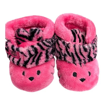 Botas de bebé UGGS talla 2/3 6 meses rosa intenso de felpa Bixbee Tiger Stuffie  Foto 1 de 4
