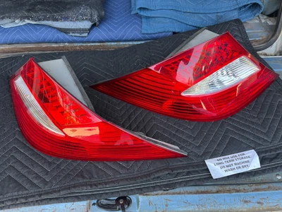 06-08 Luz trasera izquierda y derecha Mercedes CLS550 CLS55 Lámpara OEM Foto 1 de 4