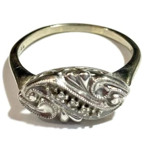 #496 Vintage Art Deco 14kt White Gold With Three Small Diamonds, Size 8 - Picture 1 of 7