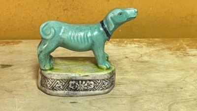 Chinese Mud Dog 2.25" marked China Mudman Antique c1910 green white plinth - Image 1 of 4