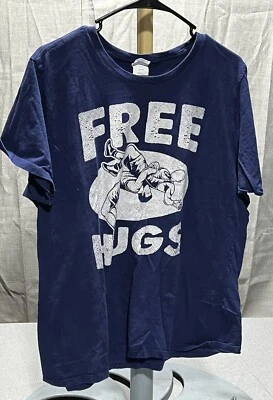 Camiseta de Lucha Libre Port And Company Abrazos Gratis Talla Juvenil XL Azul Foto 1 de 3