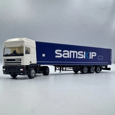 DAF 95 with Semitrailer “SAMSKIP” – Multimodal Transport & Logistics Fleet 1/87 - Image 1 of 4
