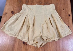 Free People Shorts Women Medium Butter Yellow Pleated High Waist Summer Beachy - Picture 1 of 10