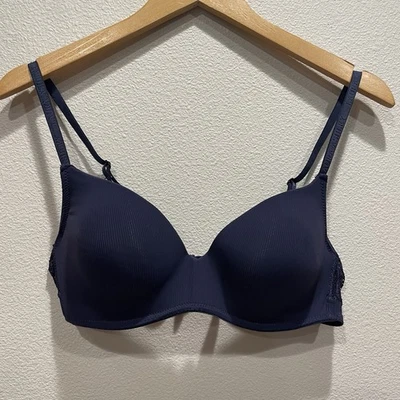 Sujetador Laura Ashley 36C Azul Marino Encaje Nylon Acolchado Con Aros Cierre Ajustable Foto 1 de 4