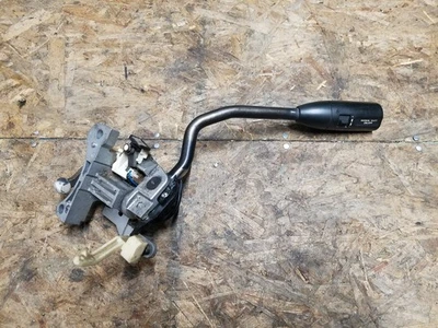 Conjunto de palanca de cambios automática montada en columna de dirección Nissan Titan 2004-2015 Foto 1 de 4