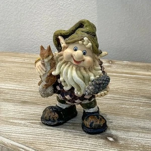 Quirky Acorn Gnome Pixie squirrel Garden Figurine 15cm FREE fairy door inc - Picture 1 of 2