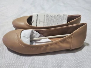 Ballet plano bronceado para mujer Amazon Essentials talla 6W G4 - Imagen 1 de 5