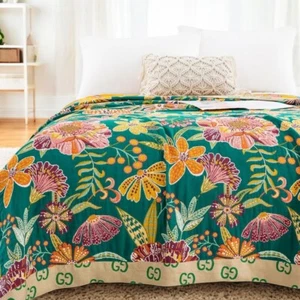 NEW Anthropologie Boho Floral Reversible Queen Blanket Bedspread Quilt 80" x 90" - Picture 1 of 11
