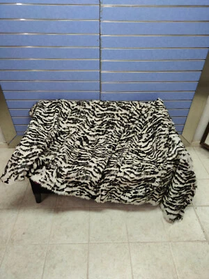 Luxury Black & White Fur Throw Real Rabbit Fur Blanket / Bedspread - Image 1 of 4