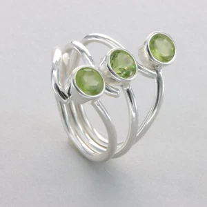 Three Green PERIDOT Ring - Multiple Sizes - 925 STERLING SILVER #104e - Picture 1 of 8
