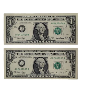 2 - 2001 One Dollar Bills Sequential Serial Numbers - Picture 1 of 2